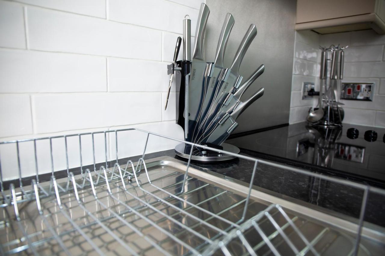 Modern Townhouse Apartment With Free Parking And Wifi Stratford-upon-Avon Kültér fotó